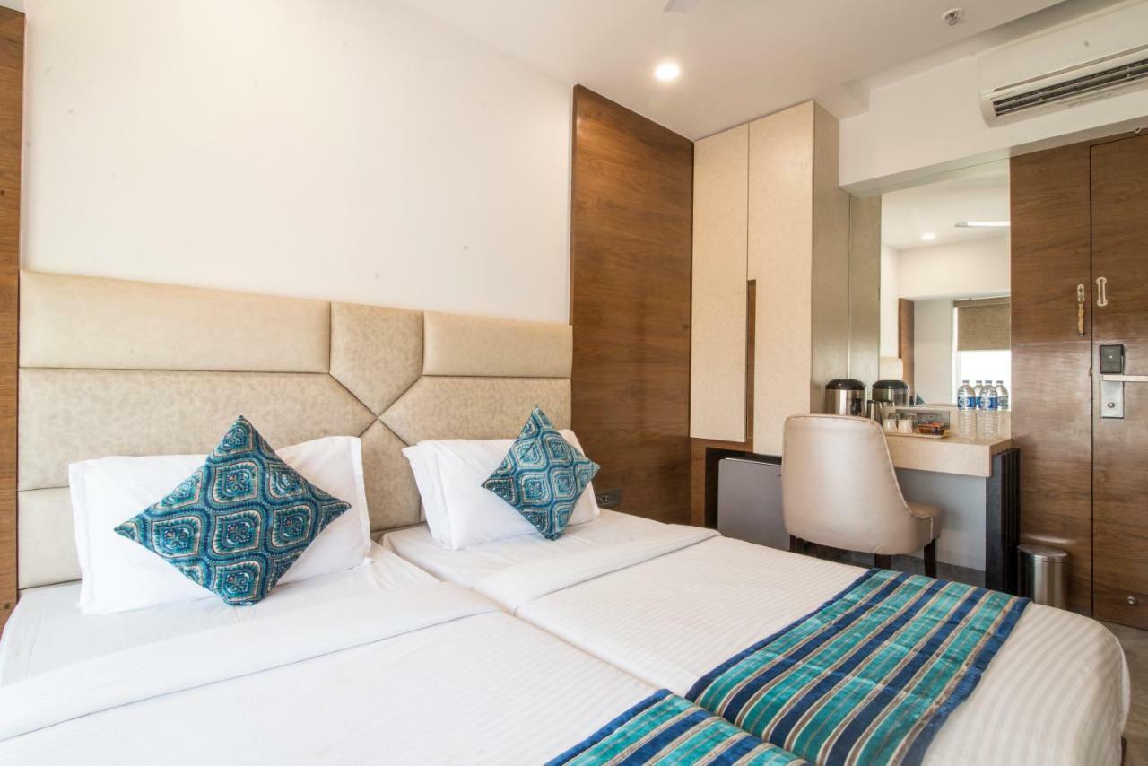 Hotel Wego Mumbai Exterior photo